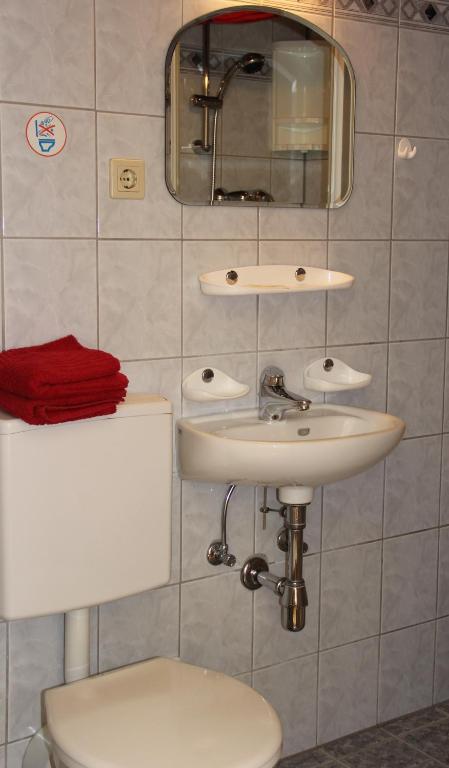 Gasthof-Pension Reidnwirt Baldramsdorf Kamer foto