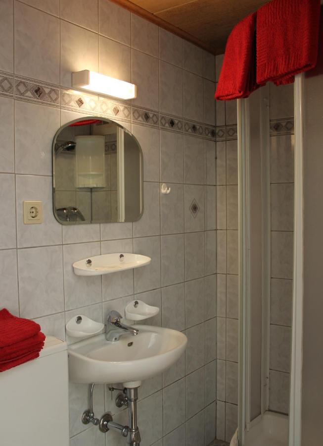 Gasthof-Pension Reidnwirt Baldramsdorf Kamer foto